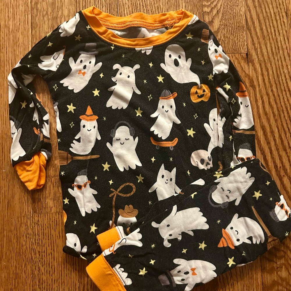 LS Halloween Ghost Pajama Set